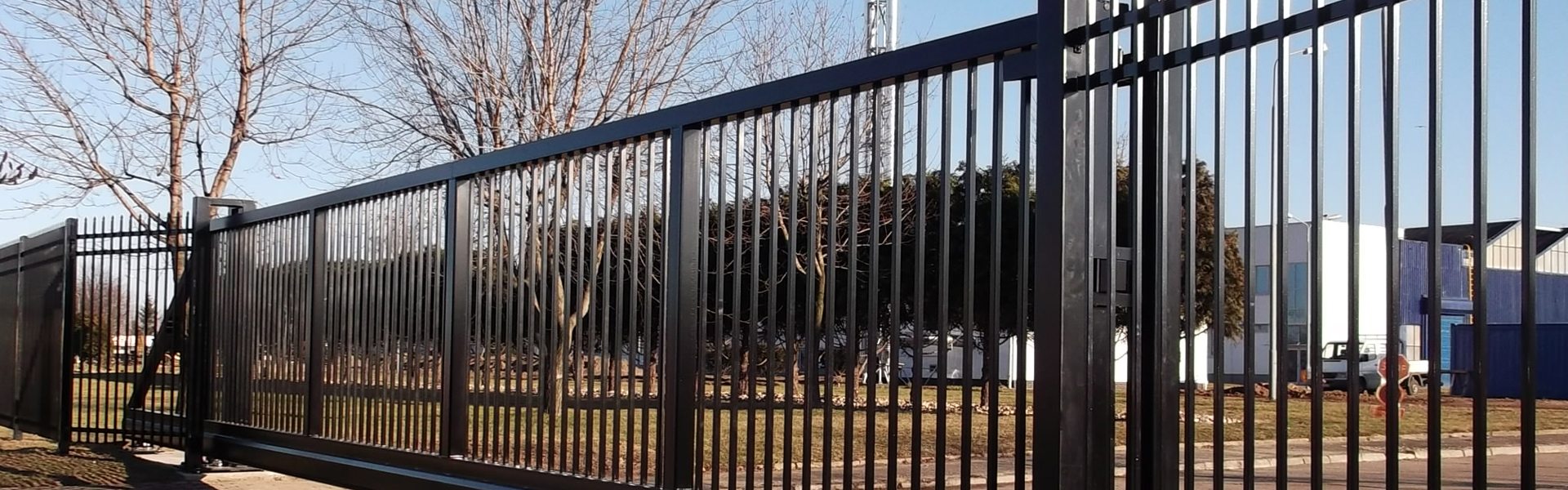 Fences for sports facilities